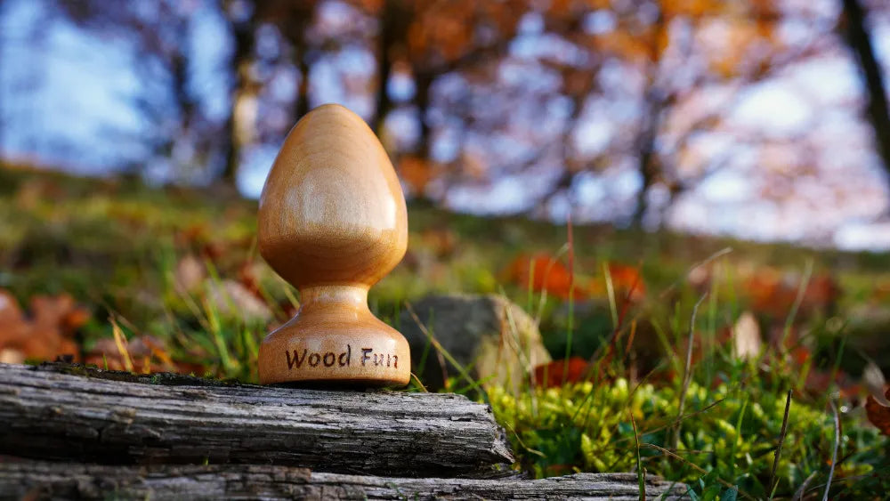 wood fun holzdildo brownie im herbst