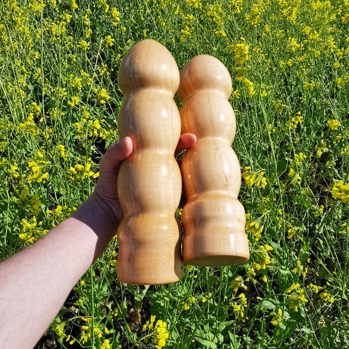wood fun hergestellte holzdildo sonderanfertigung aus dem designer in der hand zwei exemplare